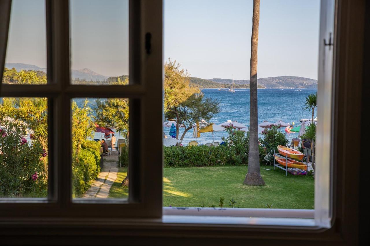 Elati Beach Aparthotel Nydri  Bagian luar foto
