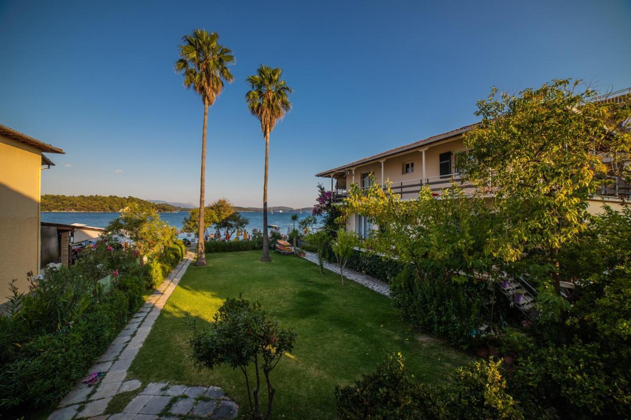 Elati Beach Aparthotel Nydri  Bagian luar foto